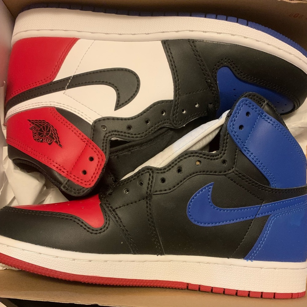 - New Nike Air Jordan 1 Retro High Og Top 3 Gs